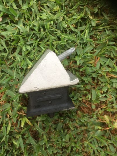 IMG_2870 Defender 90/110/130 Discovery Td5 - Apoio Apoios Motor & Caixa Transferências