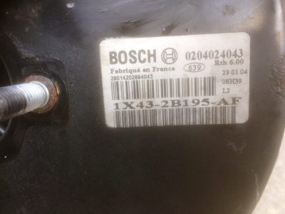 Jaguar X Type - Servofreio