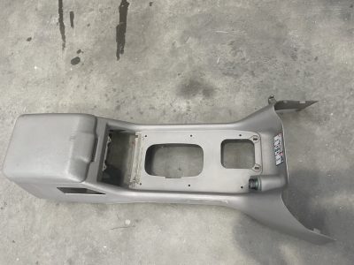 IMG_3220 Discovery 1 I Discovery 2 II - Consola Central Cinza