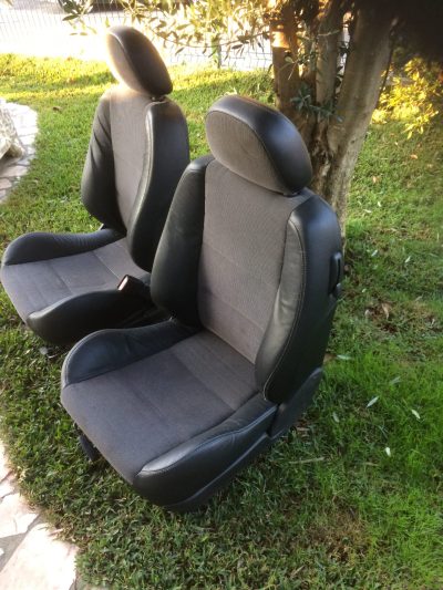 MG ZR - Bancos Desportivos Pele & Tecido Cinza