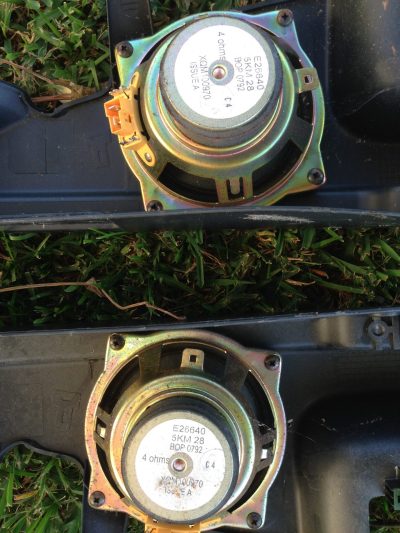 Rover 200/25/MG ZR - Coluna Colunas Som