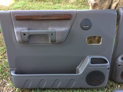 Discovery 2 II - Forras Quartelas Cinza HK