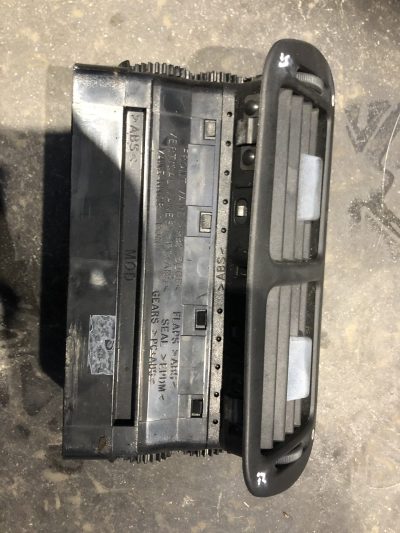 Rover 25/MG ZR - Grelha Grelhas Ventilação Tablier Mk1