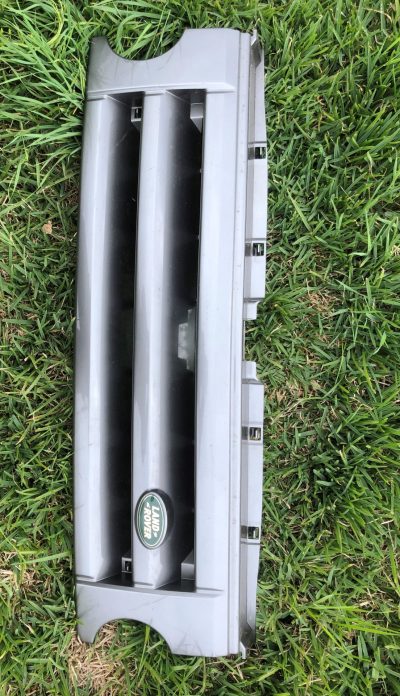 Discovery 3 III - Grelha Frontal