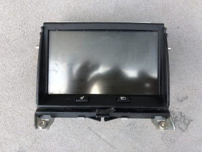 Range Rover L320 - Monitor Tablier