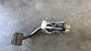 Range Rover L320 - Pedal Travão