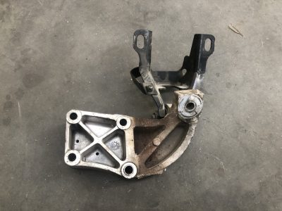 Diesel 1 Rover 75 / MG ZT - Apoio Apoios Motor Usados