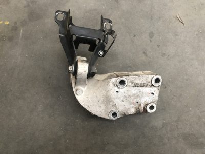 Diesel 2 Rover 75 / MG ZT - Apoio Apoios Motor Usados