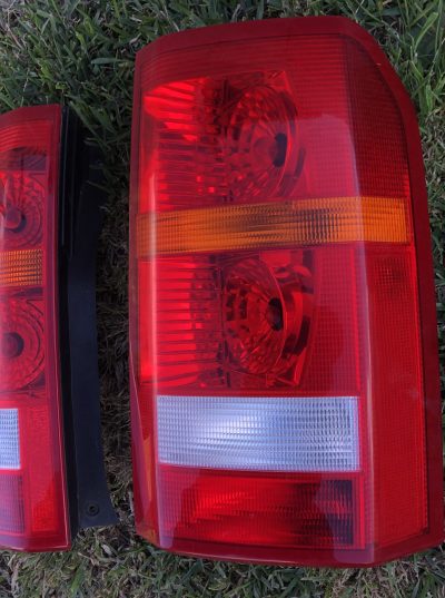 IMG_3290 Discovery III 3 - Farolim Farolins Trás Traseiros