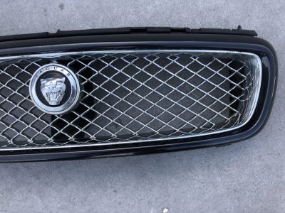 Jaguar X Type - Grelha Capot Facelift