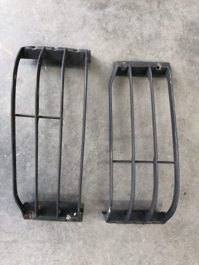 IMG_0410 Discovery 2 II - Grelha Grelhas Proteção Faróis