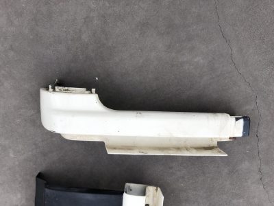 Discovery 1 I - Friso Frisos Bigodes Farol Faróis