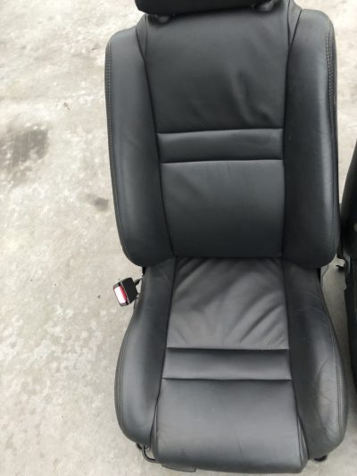 IMG_1117 MG TF - Bancos Pele Pretos Desportivos