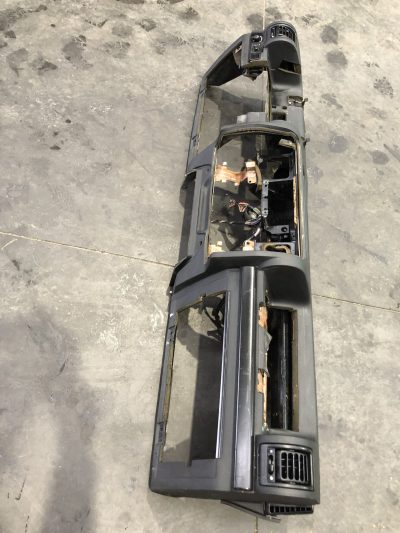 IMG_1831 Discovery 1 I 2 II - Tablier Preto Facelift