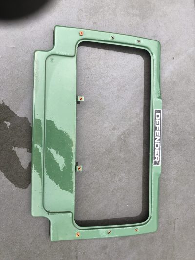 Defender 90 110 130  - Máscara Frontal Radiadores