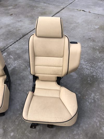 IMG_1085 Discovery 2 II – Bancos Pele Bege 5 Lugares Manuais