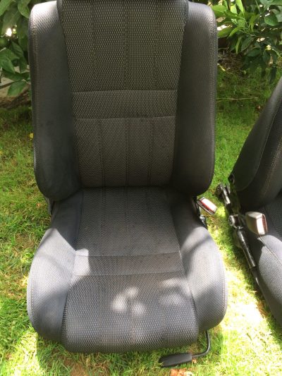 MG TF - Bancos Tecido Escuros Preto