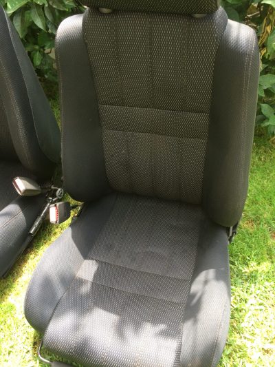 MG TF - Bancos Tecido Escuros Preto