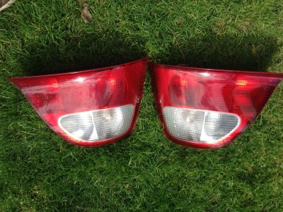 MG ZR - Farolim Farolins