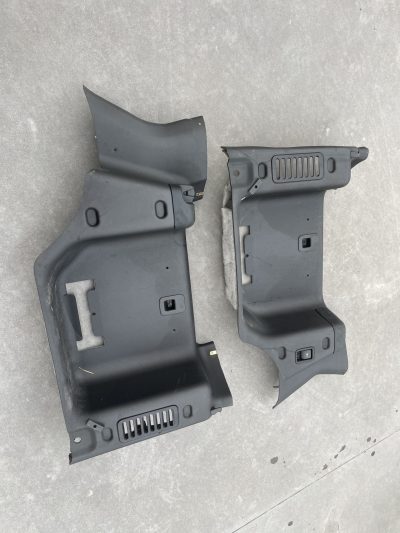 Discovery 2 II – Painel Interior 7 Lugares Escuro