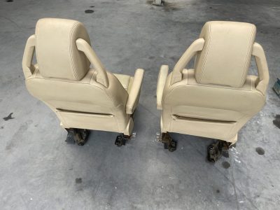 Discovery 3 III L319 - Bancos Pele Bege Elétricos 7 Lugares