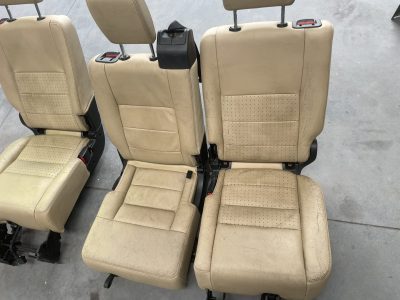 Discovery 3 III L319 - Bancos Pele Bege Elétricos 7 Lugares
