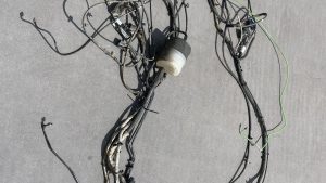 Discovery 3 III L319 – Cablagem Suspensão Ar Chassi