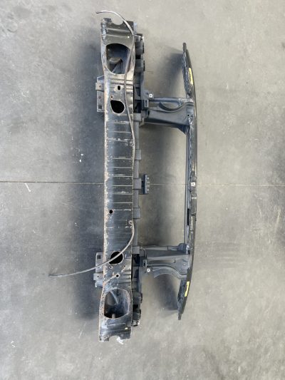 Range Rover L322 Vogue - Barra Frontal Suporte Radiadores Faróis