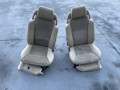 Discovery 2 II – Bancos Pele Bege & Camurça Manuais p/ 7 Lugares