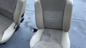 IMG_1188 Discovery 2 II – Bancos Pele Bege & Camurça Manuais p/ 7 Lugares