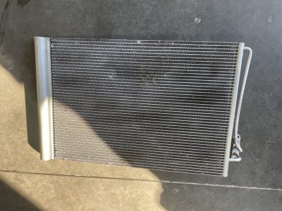 Range Rover L322 - Radiador Refrigeração Ar Condicionado