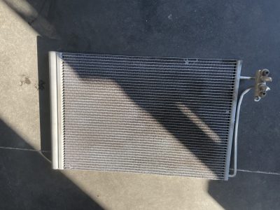 Range Rover L322 - Radiador Refrigeração Ar Condicionado