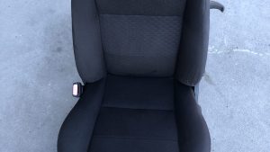 Freelander – Banco Condutor Tecido Preto Manual