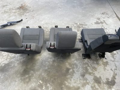 Discovery 3 III L319 – Bancos Tecido Escuros 7 Lugares