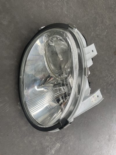 MG F – Farol Faróis Novo