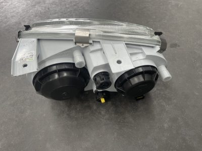 MG F – Farol Faróis Novo