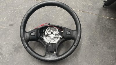 Rover 400 45/ MG ZS – Volante Desportivo