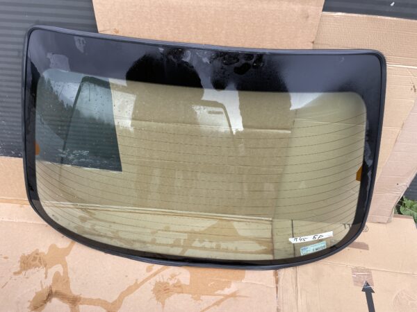 Rover 45/ MG ZS – Vidro Mala