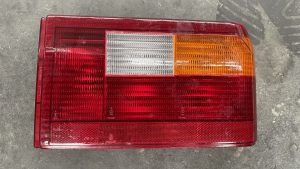 MG Montego - Farolim Farolins Traseiro
