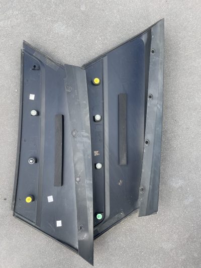 Range Rover L322 - Pilar Coluna Pilares Colunas Exterior Mala