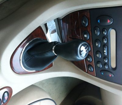 1 Rover 75 – Moca Pele & Vulcanizada