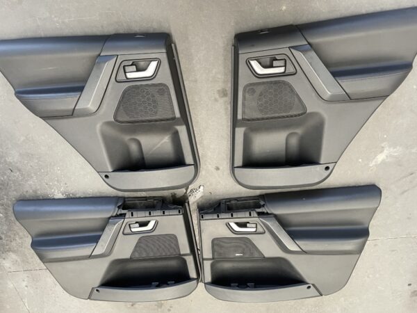 Freelander 2 II – Forras Quartelas Pretas - Image 4