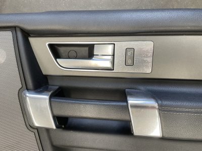 Discovery 4 IV - Forras Quartelas Pretas & Espelho Cromado