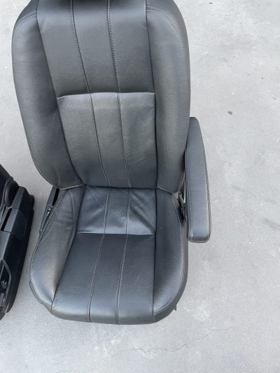 Freelander 2 II - Bancos Pele Pretos Elétricos Apoio Braço 5L & 7L