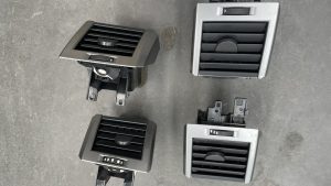 Range Rover L320 – Grelhas Ventilação Tablier