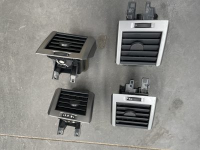 Range Rover L320 – Grelhas Ventilação Tablier