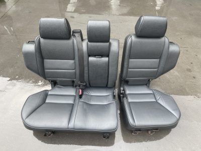 Discovery 2 II - Bancos Pele Escuros Manuais p/ 5 & 7 Lugares