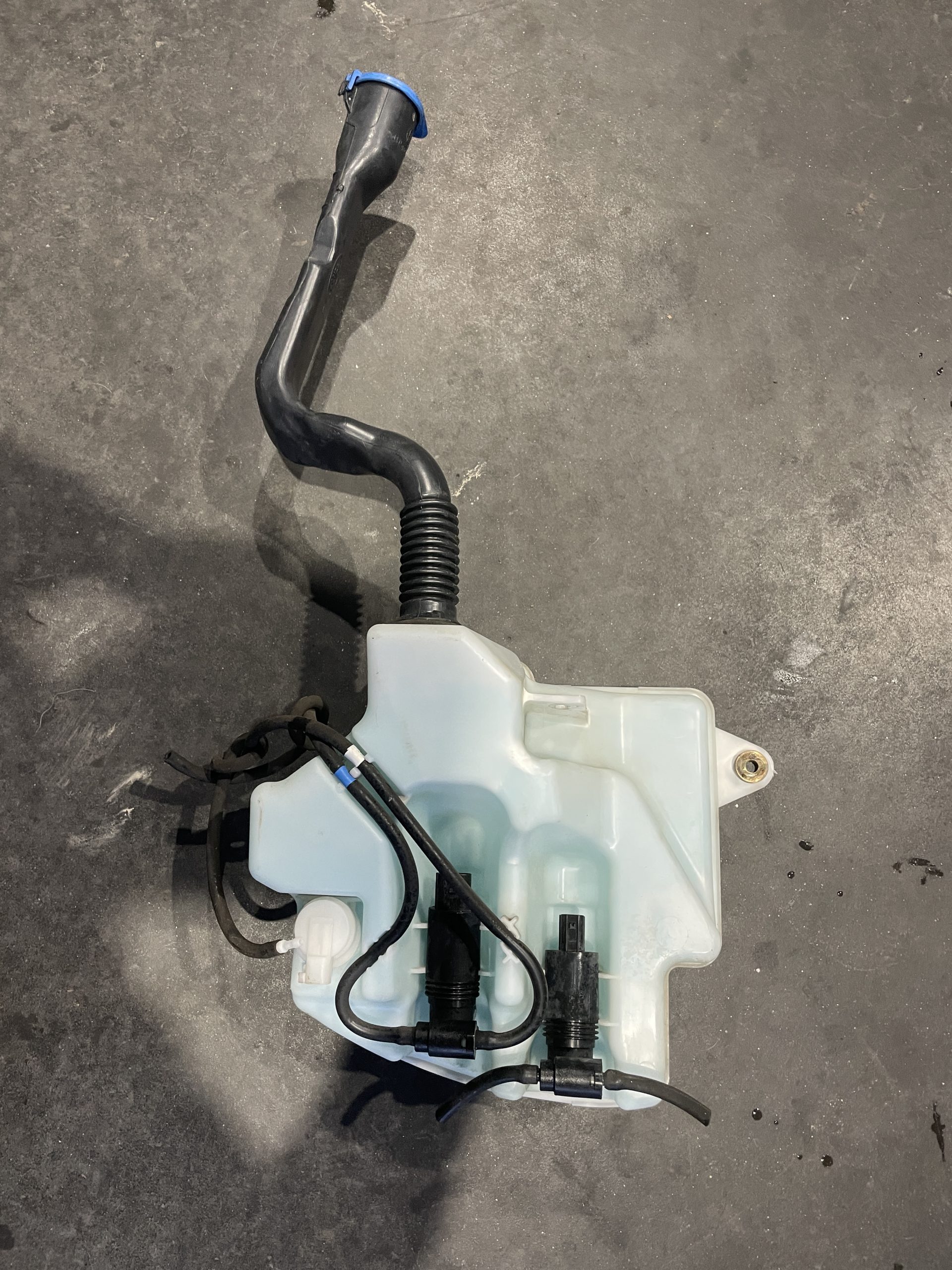 Range Rover L320 Facelit Sport – Vaso Depósito Limpa Vidros