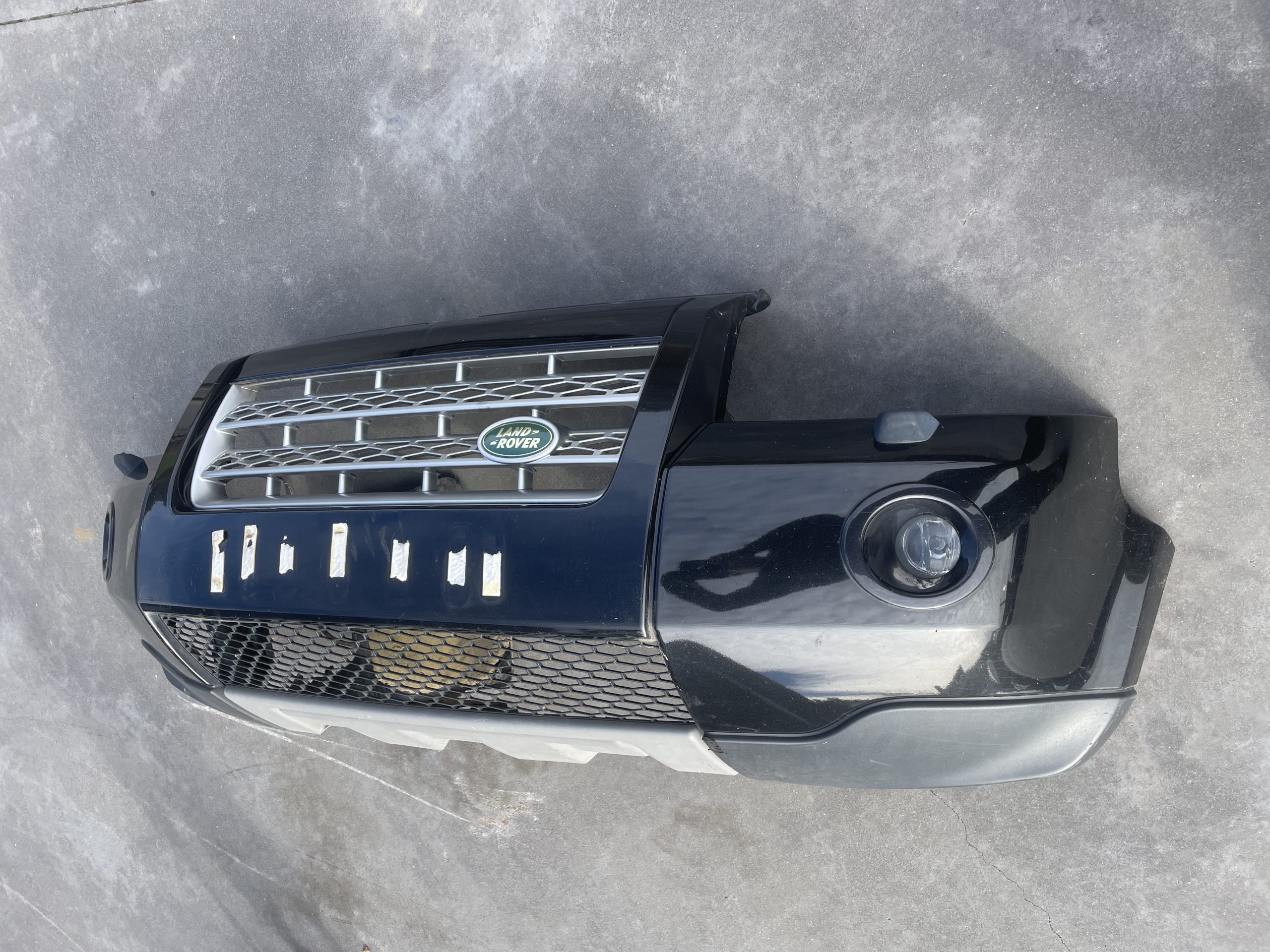 Freelander 2 II – Parachoques Frente s/ sensores Estacionamento