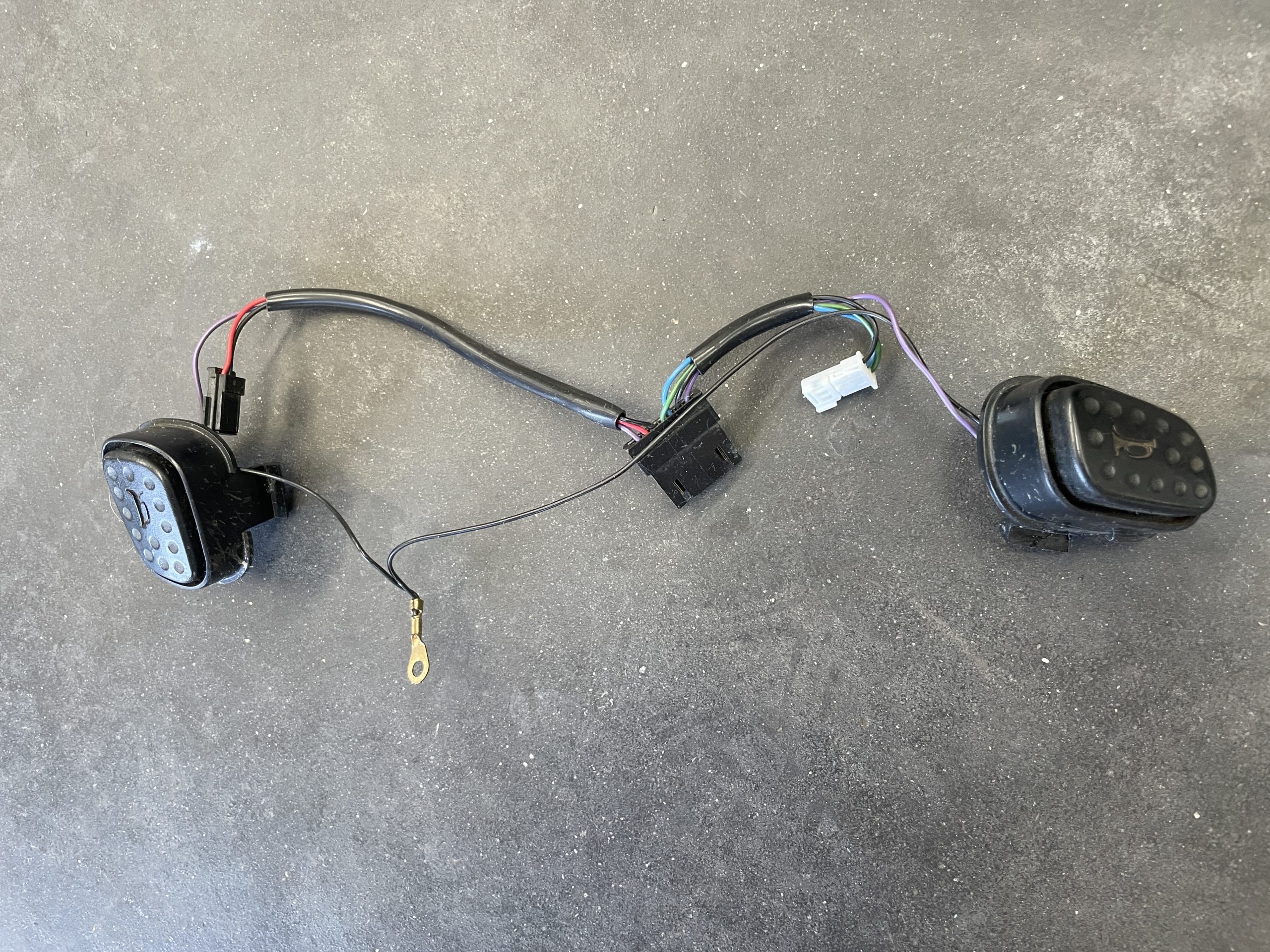 Discovery II 2 - Botão Botões Buzinas